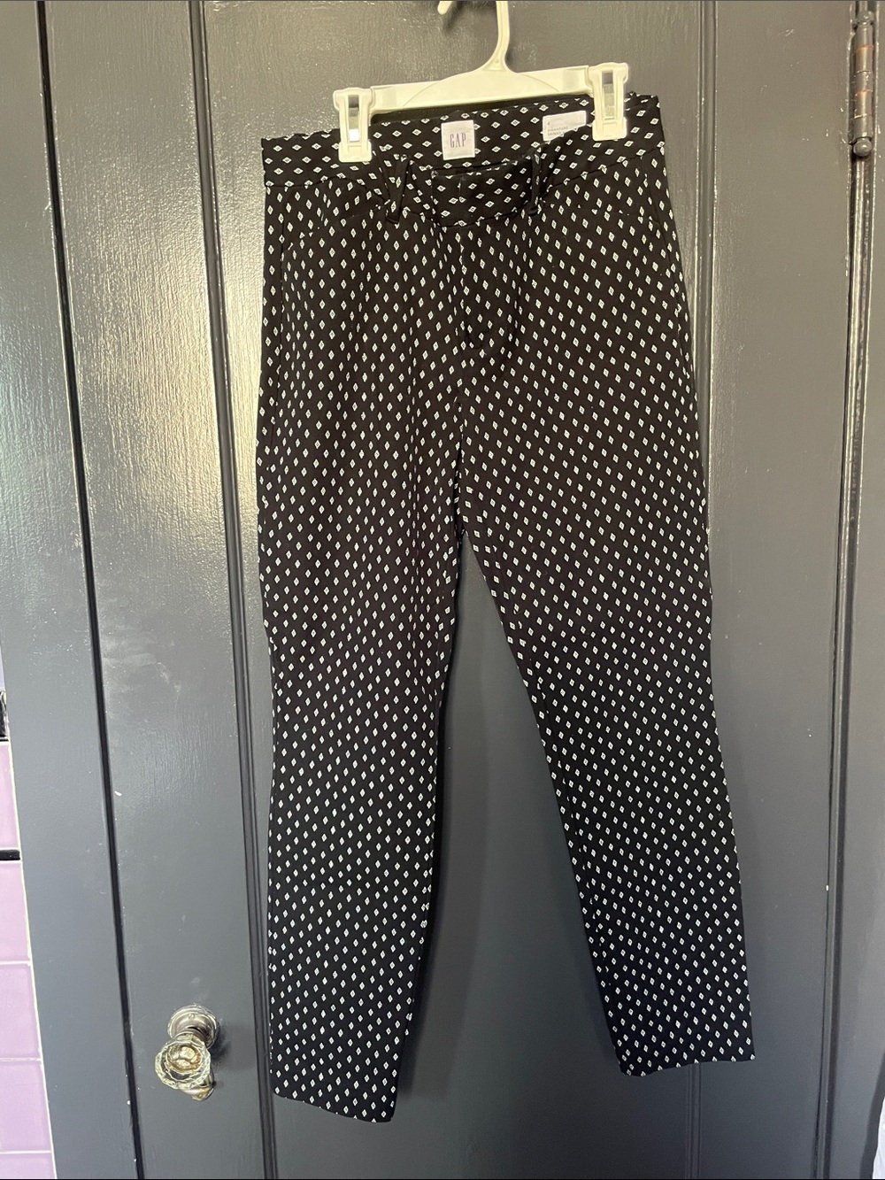 GAP Black Skinny Pants with White Diamond Dot Print
